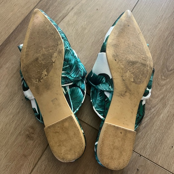 Cape Robbin Knot Slip On Pointy Toed Flat Mules with Tropical Leaves Women’s 8 - Picture 5 of 6